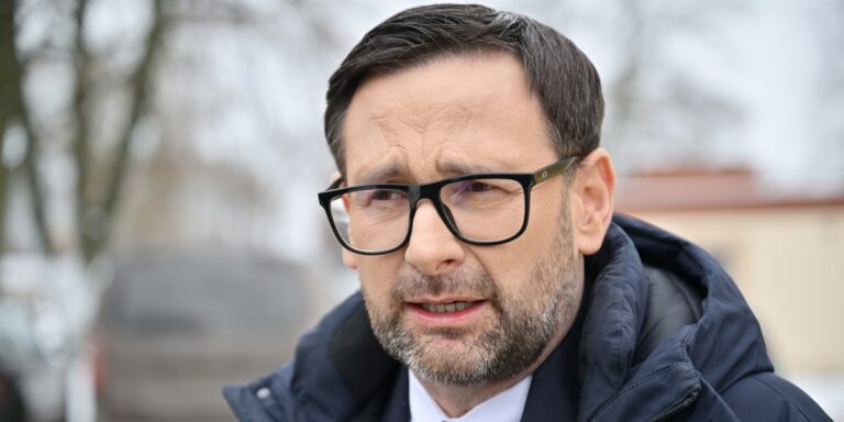 Daniel Obajtek ujawnia nepotyzm: Jak zareagował Orlen?