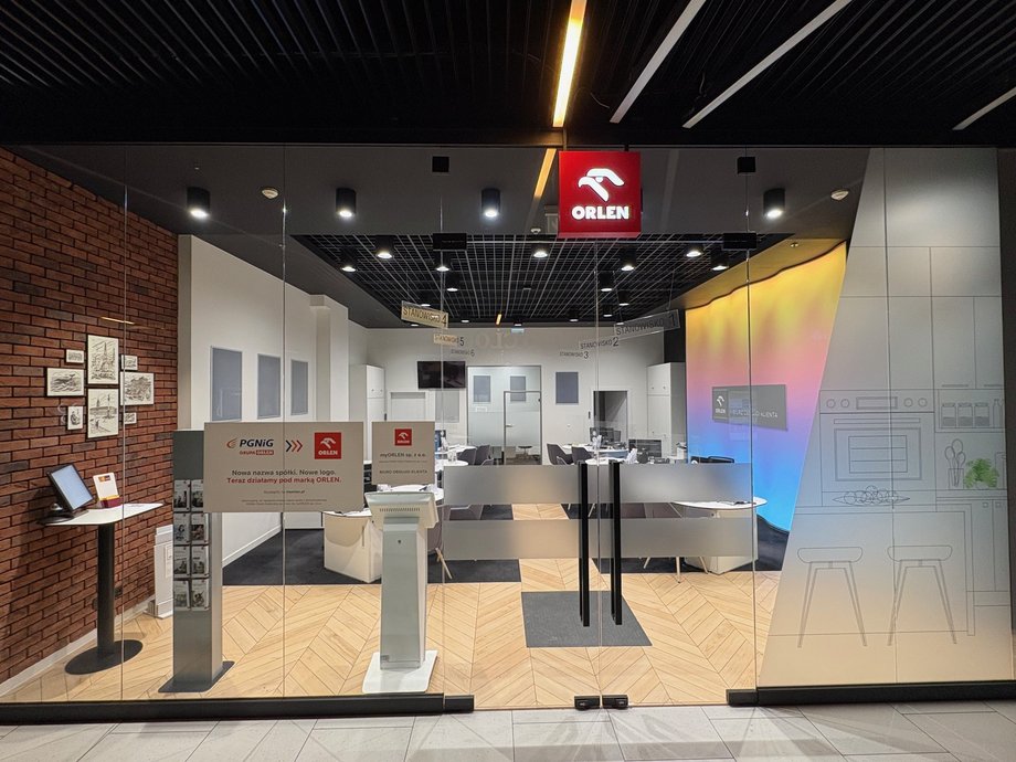 Orzeł na fakturach i szyldach. Marka ORLEN zastąpił PGNiG