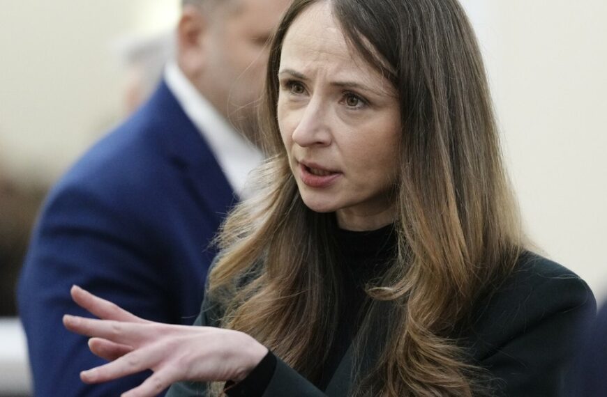 Główna 55 Ustawa anty-mobbingowa: Rząd wprowadza rekompensaty od 29 tys. zł za…