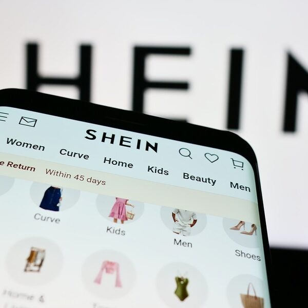 Chiny celują w kontrolę: Gigantyczny kraj&hellip;