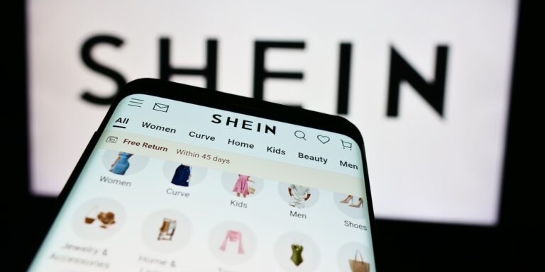 Chiny celują w kontrolę: Gigantyczny kraj grozi blokadą popularnej platformy