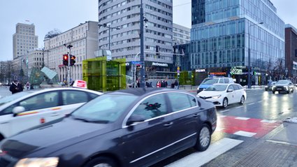 Nie będzie zakazu aut spalinowych po 2035 r.? UE "otwiera furtkę"