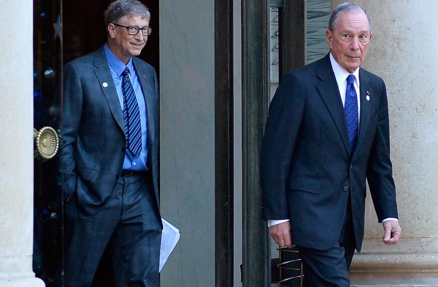 Główna 81 Oto 50 potęg hojności w USA – poznaj liderów wśród amerykańskich filantropów