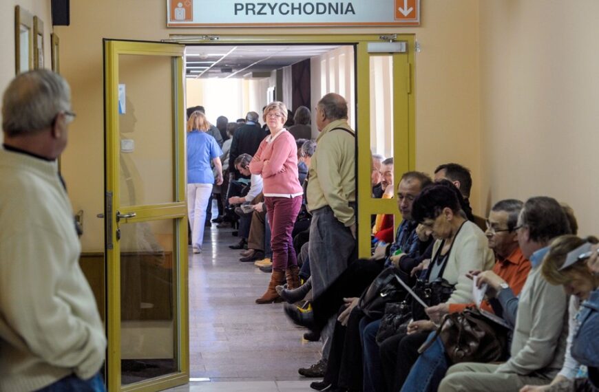 Główna 31 NFZ tnie bezpłatne badania: Czy prywatne kliniki na tym zarobią?
