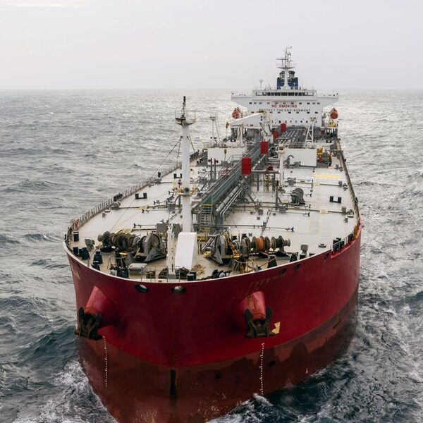 Amerykańskie tankowce niespodziewanie zmieniają trasę &ndash;&hellip;