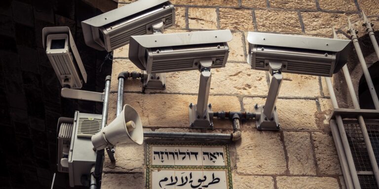 Izrael wyłącza system miejskiego monitoringu: Koniec potężnej broni?