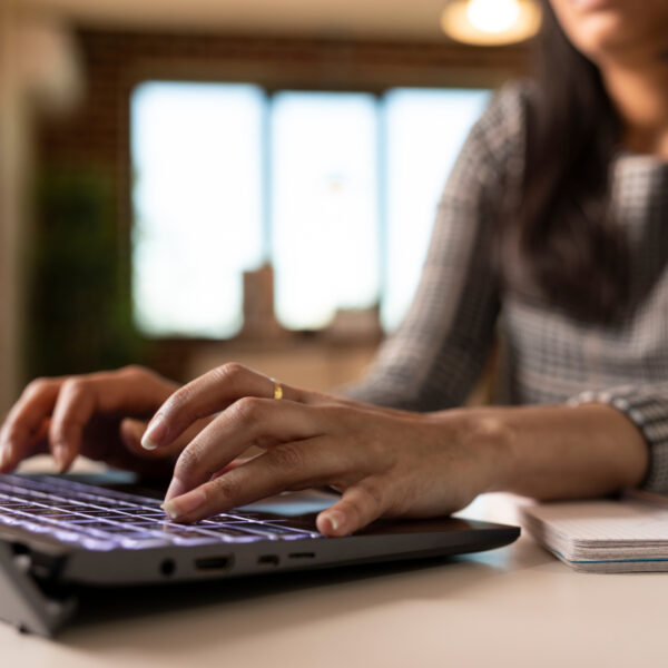 UOKiK zamyka drzwi oszustom w internecie: Nowe uprawnienia&hellip;