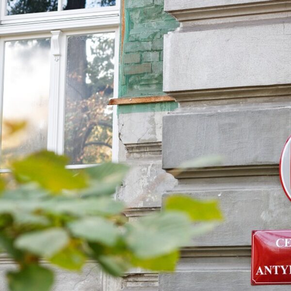 CBA rozbija grupę wyłudzającą VAT: pięć zatrzymanych, gigantyczne&hellip;