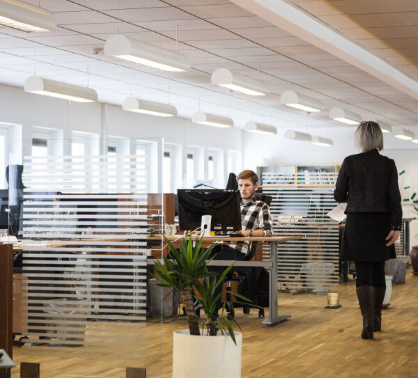 Główna 53 Czterodniowy tydzień pracy: Polacy stawiają na czas wolny,…