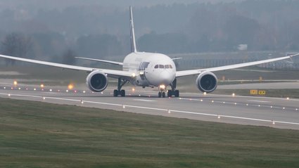 Milionowe koszty wojny. Jedno z największych polskich biur podr&oacute;ży podało kwoty