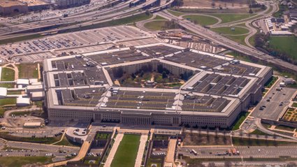 Pentagon chce AI gotowej łamać prawo. Na szali autonomiczna broń i masowa inwigilacja