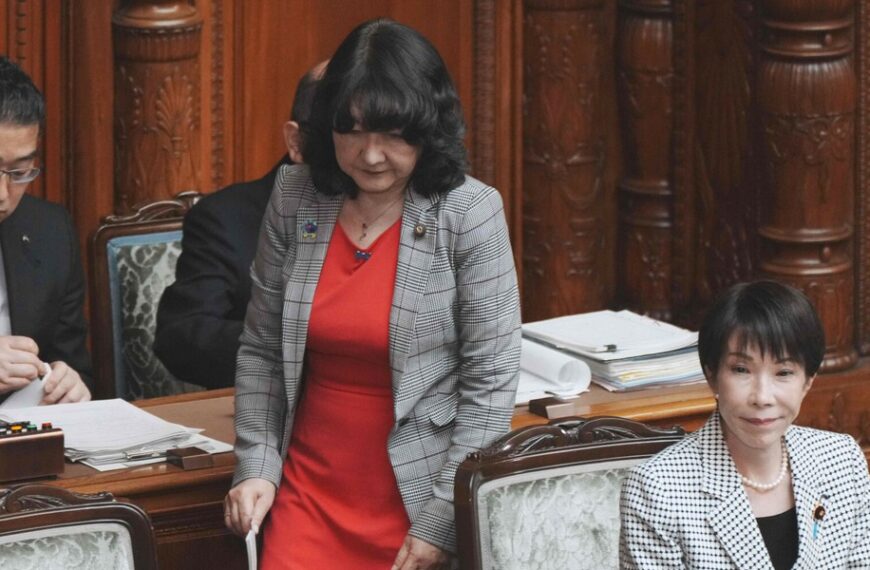 Główna 73 Japonia mobilizuje siły: Minister Finansów zapowiada…