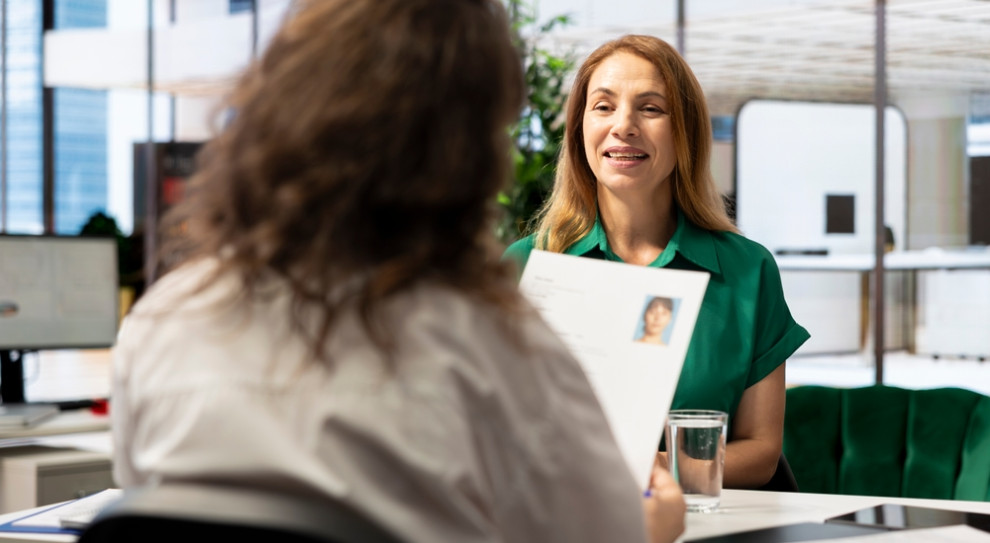 System, kt&oacute;ry ignoruje Twoje CV: Odkryj przyczyny i zapobiegnij odrzuceniu dokumentu 2