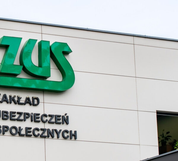 ZUS ostrzega: Niskie emerytury stają się w Polsce&hellip;