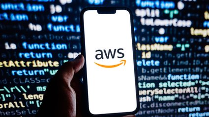 Centrum danych Amazon Web Services w ZEA uszkodzone w wyniku ataku