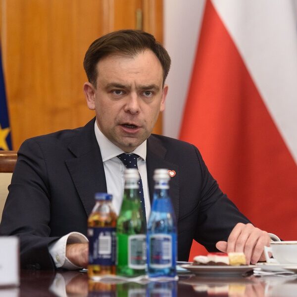 Główna 76 Dług Skarbu Państwa bije rekordy –…