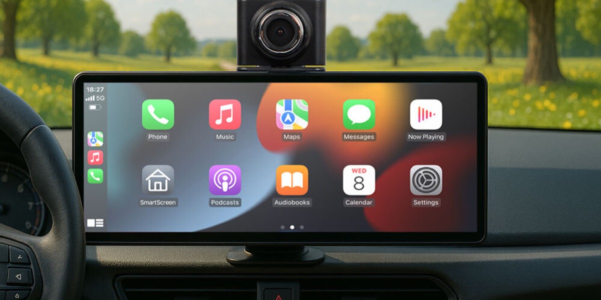 Ekran z Android Auto i dwiema kamerami. Unowocześnij samoch&oacute;d