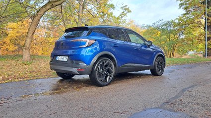 Renault Captur zaskakuje przestrzenią. Hybryda oszczędza paliwo w mieście i trasie