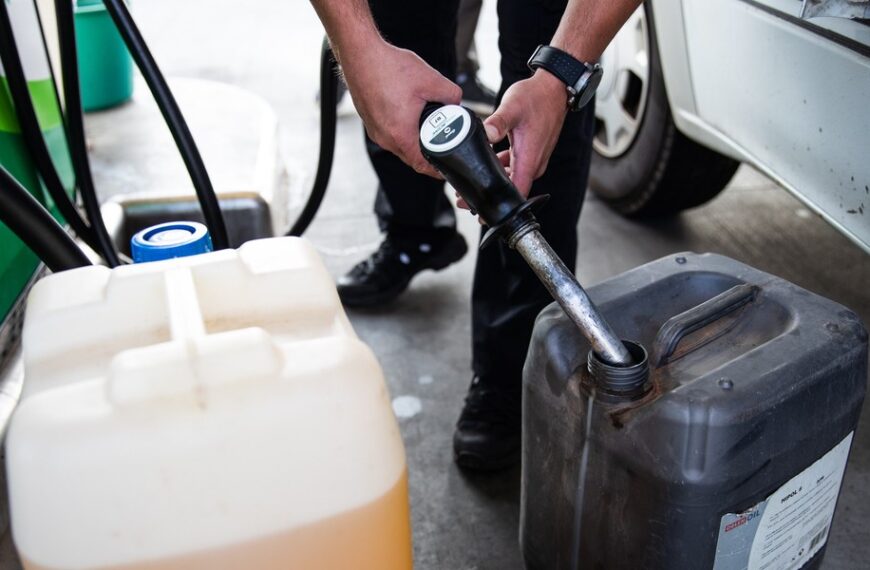 Tankujesz? Zmiany w przepisach: Uważaj na ten jeden błąd, by nie stracić pieniędzy!