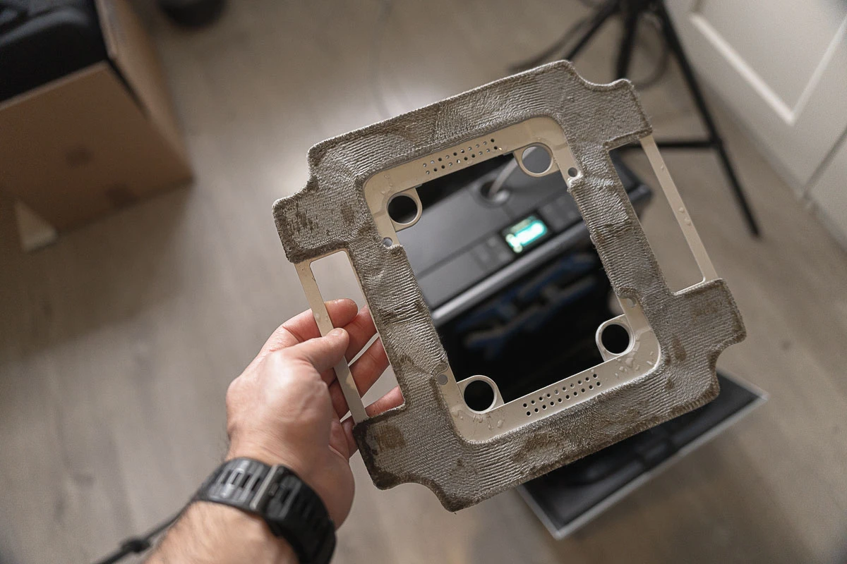 Inteligentny robot sprzątający zintegrowany z funkcją prania: rewolucja w domowej automatyzacji 26