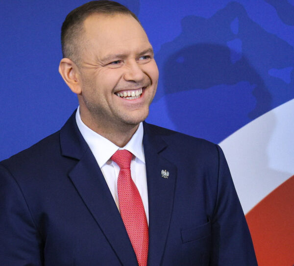 Główna 55 Rząd obniża ceny paliwa – znamy datę wejścia…