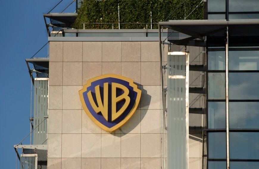 Paramount podbija stawkę w licytacji o Warner Bros., Netflix wycofuje się z gry