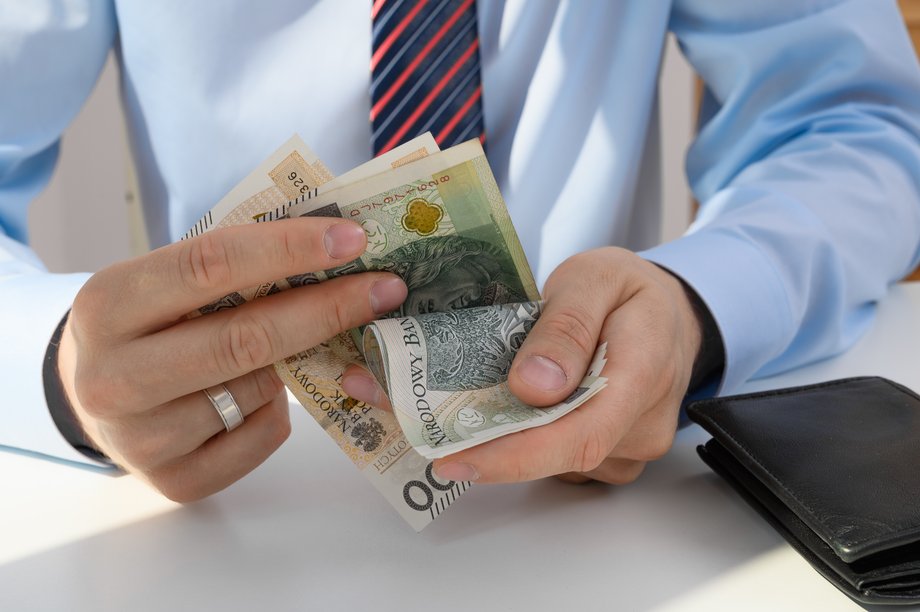 Jeśli masz zdolność kredytową, ale nie masz oszczędności na wkład własny, państwo &ndash; za pośrednictwem BGK &ndash; gwarantuje jego część