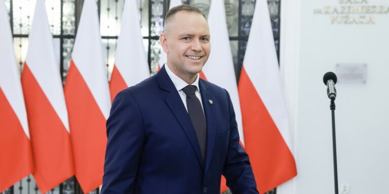 Sąd rozstrzyga sprawę prezentów. Brzoska i Nawrocki w centrum uwagi