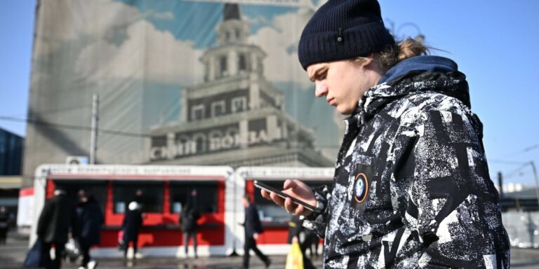 Rosyjski internet pod kluczem: Globalne konsekwencje blokad