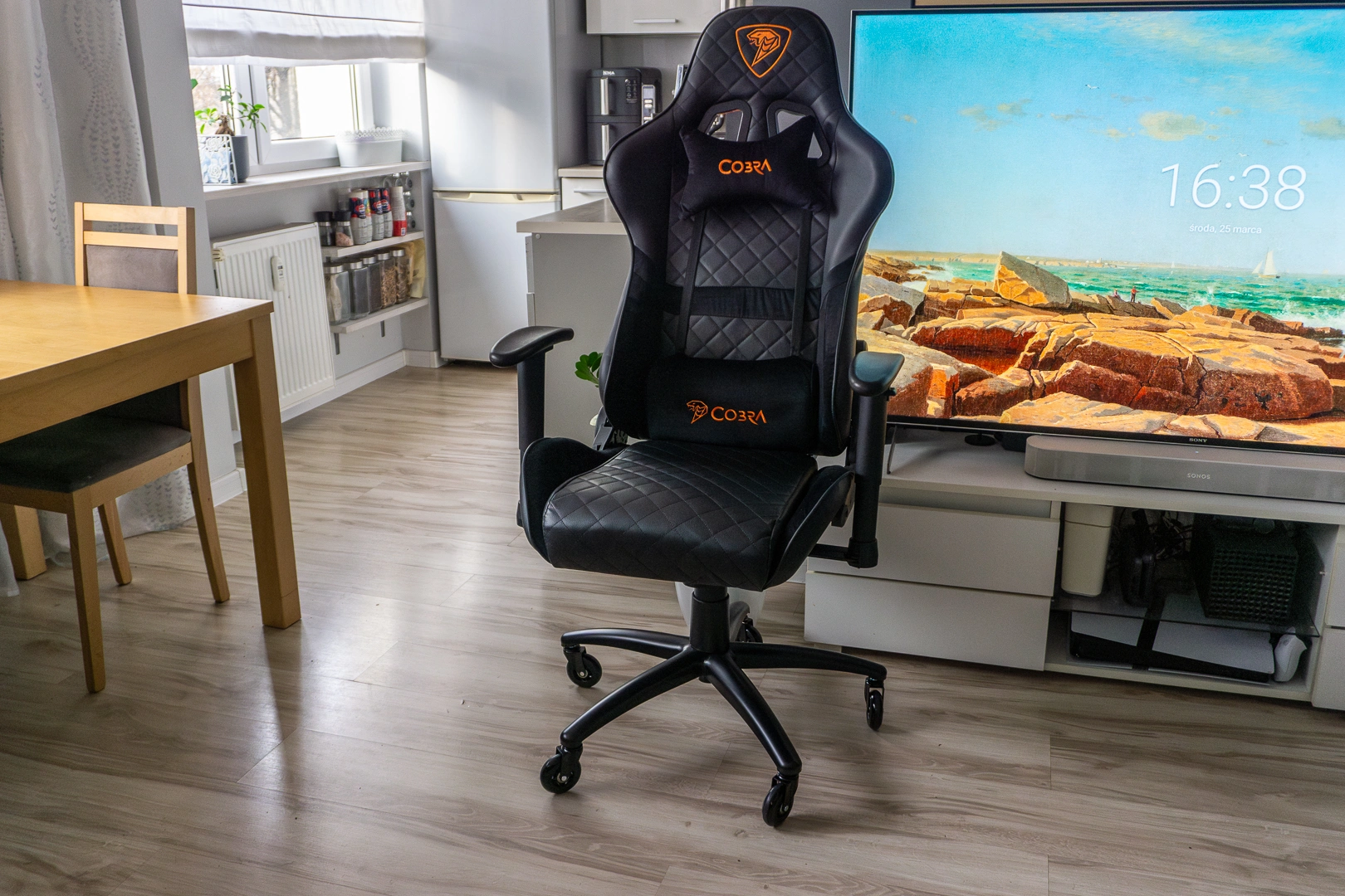 Draco Cobra: Fotel gamingowy do 450 zł z zaskakującą przewagą &ndash; nasz test ujawnia sekrety 16