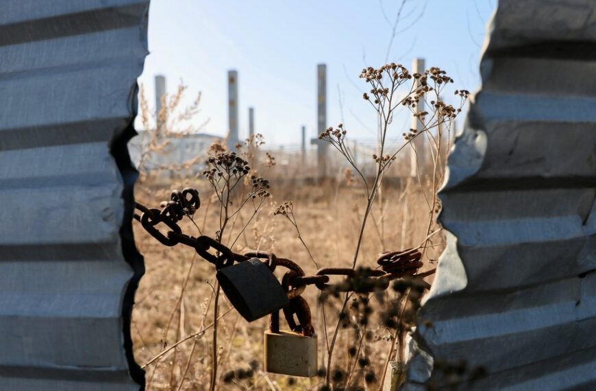 Główna 28 Milionerzy walczą o galerię w cieniu Zakopianki: Wojna…