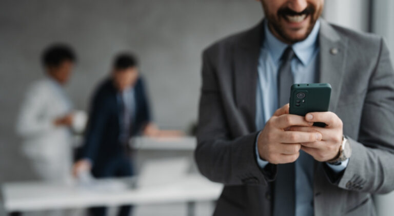 Pracownicy wracają: Dlaczego firmy przesadzają z AI?