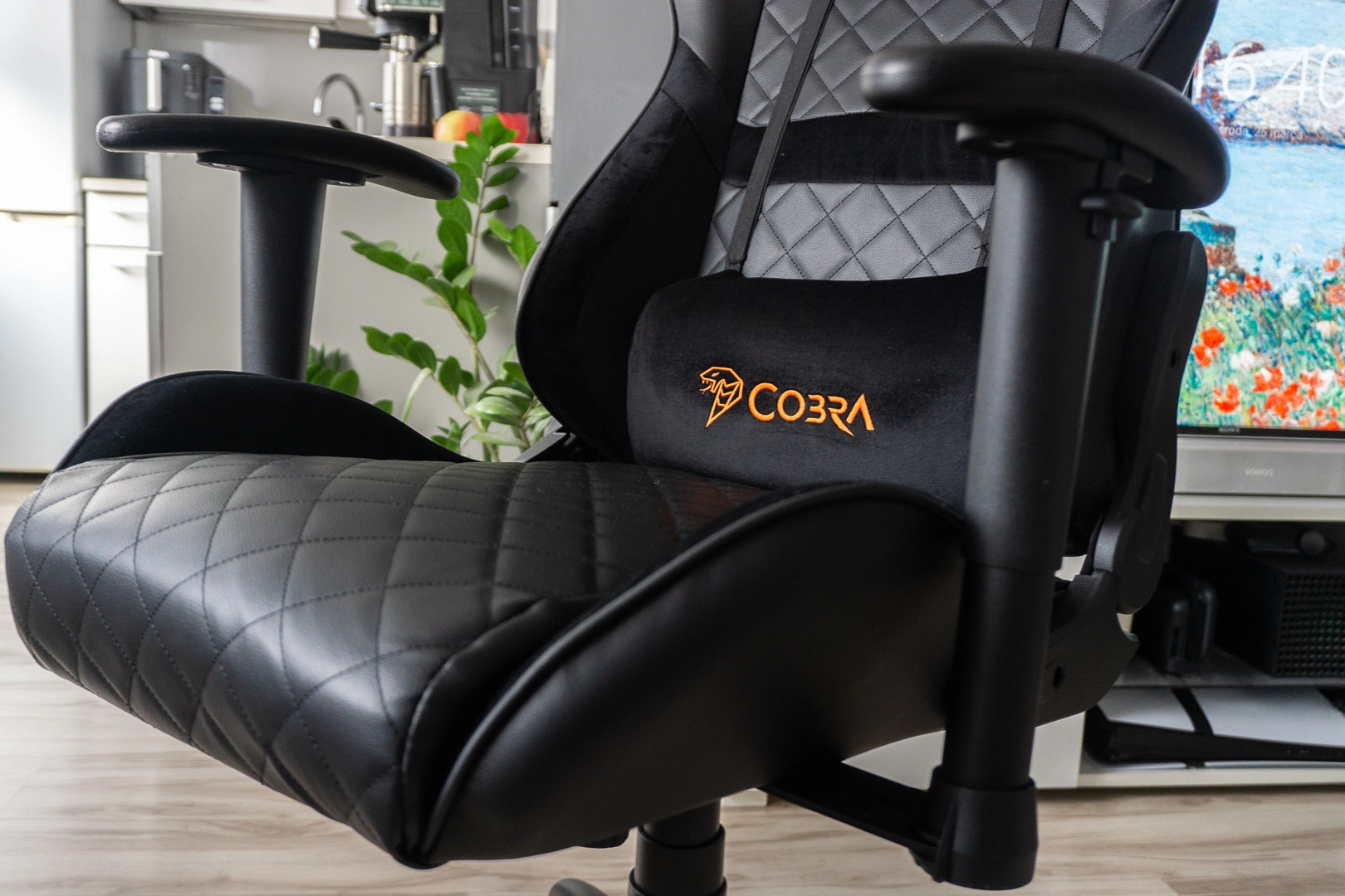 Draco Cobra: Fotel gamingowy do 450 zł z zaskakującą przewagą &ndash; nasz test ujawnia sekrety 24