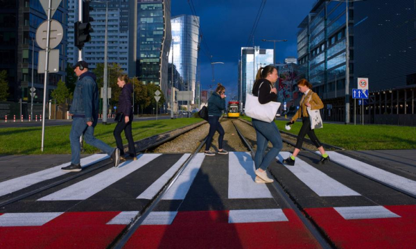 Główna 133 Pokolenie Z: Miłość na drugim planie? Polacy rezygnują ze związków i rodzicielstwa