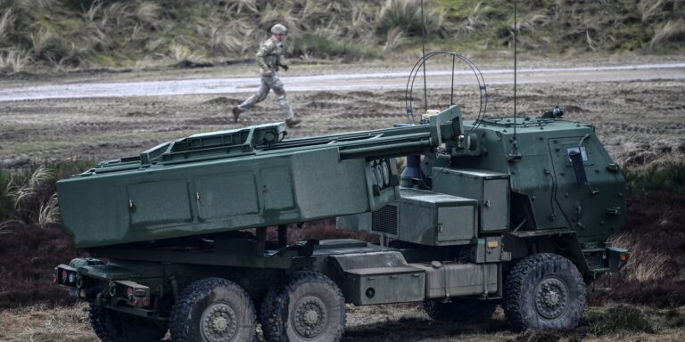 Bułgaria rezygnuje z HIMARS: Co kryje się za tą decyzją?