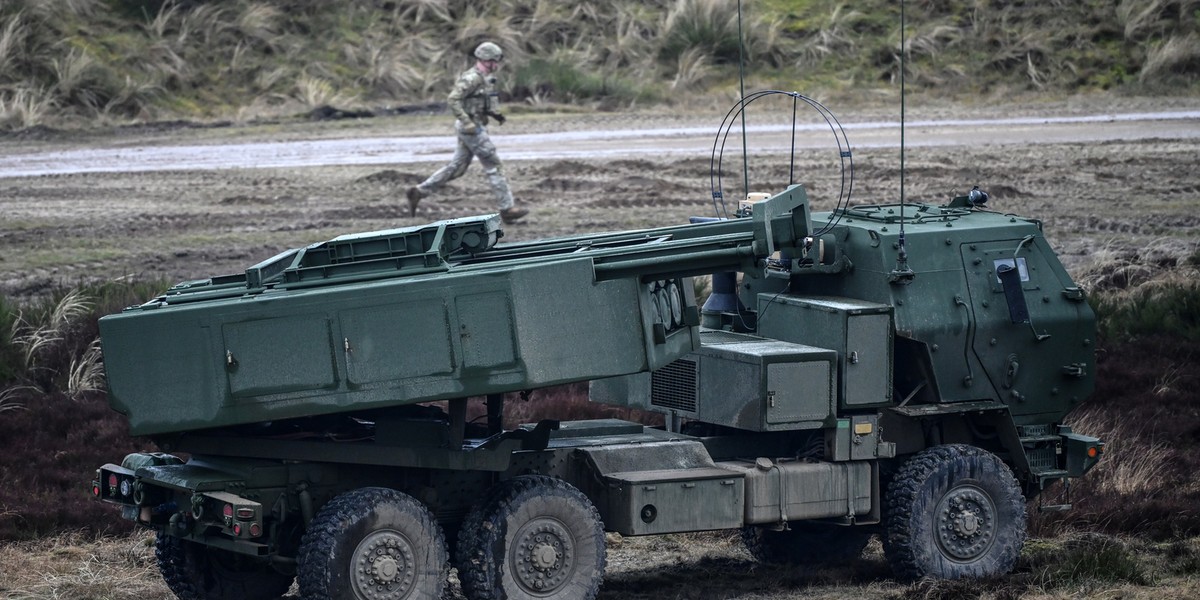 Amerykańska wyrzutnia rakietowa HIMARS