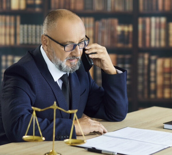 Rygorystyczne kary dla prawnik&oacute;w za nielegalną praktykę. Nowe&hellip;