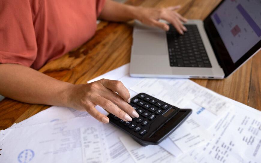 Główna 24 Rząd przyśpiesza zmiany w podatkach: kluczowy termin przesunięty