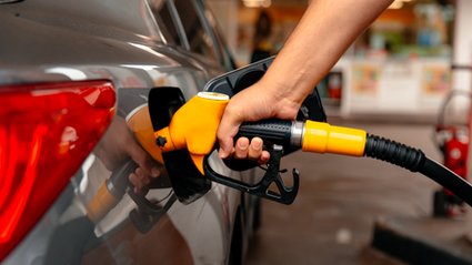 Nowe zasady cen paliw w Niemczech. "Raz dziennie, o 12"