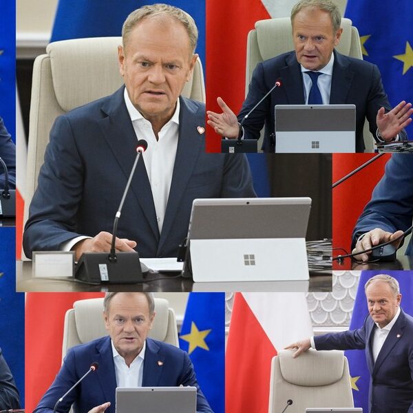 Główna 41 Tablet z logo Donalda Tuska: Strategia…