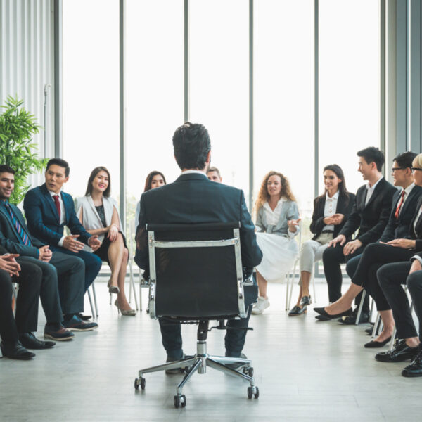 Cyfrowa rewolucja: jak nowe technologie przekształcają rynek pracy&hellip;