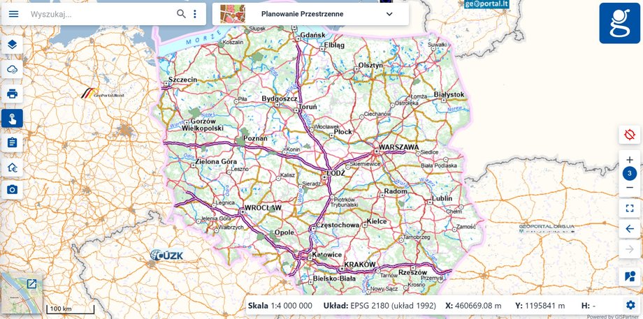Aktualny stan według Geoportalu. Gminy, kt&oacute;re przyjęły już plany og&oacute;lne są oznaczone na zielono.