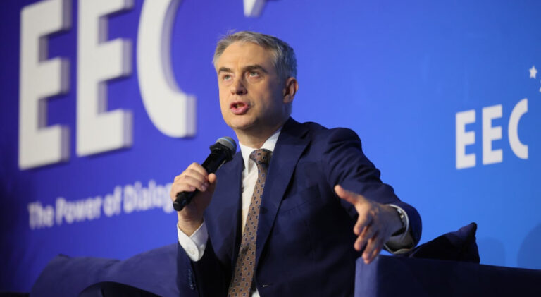 Minister zapowiada przełomową aplikację na EEC 2026.