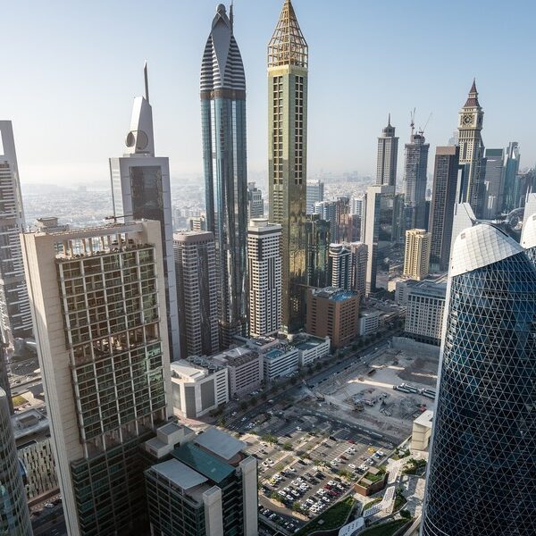 Główna 34 Iran grozi uderzeniem w gigantów technologicznych: Czy Tesla, Microsoft i…