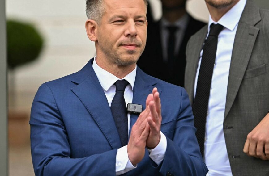 Magyar wywraca media do g&oacute;ry nogami: zapowiada nową erę.