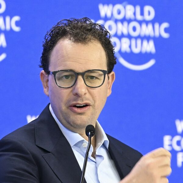 Biały Dom rozpoczyna ofensywę: sztuczna inteligencja&hellip;