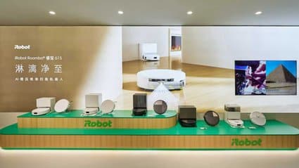 Pionier robot&oacute;w sprzątających przyspiesza. Nowa strategia i ofensywa w smart home
