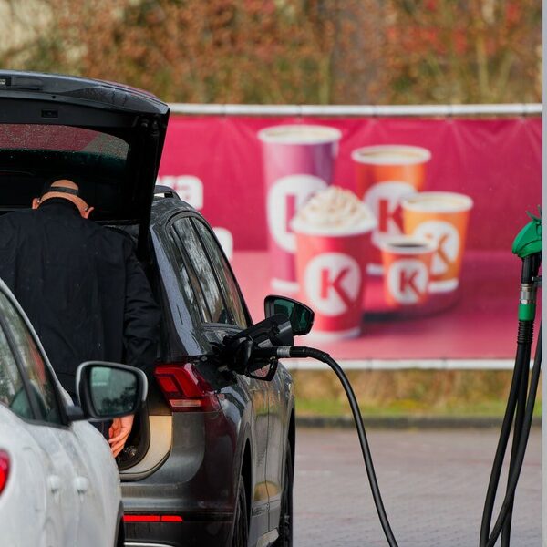 Główna 33 Rząd przygląda się zakupom paliw przez…