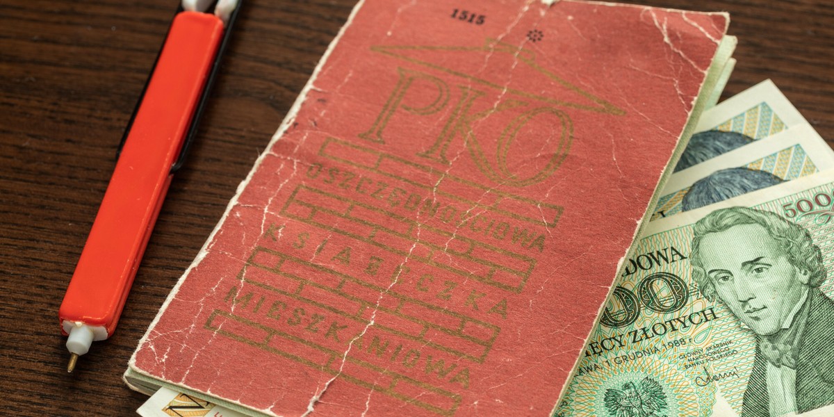 Książeczka mieszkaniowa z PRL może być jeszcze sporo warta