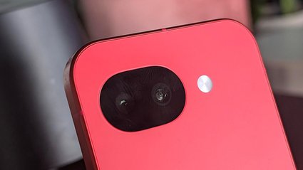 Czy warto wybrać tańszy smartfon od Google? Pixel 10a bez tajemnic